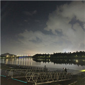 ���������з