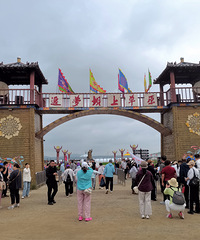 风景就在那里——《追梦坝上草原》实景马术表演