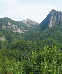 红豆峡半日闲