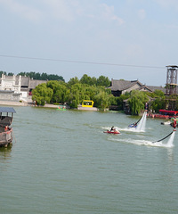 �����԰�����