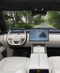 4��߶˴���SUV����