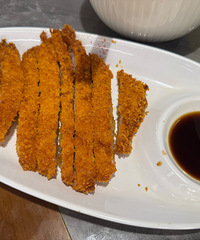 �Ϻ��ľ����¸����Ե�����С��