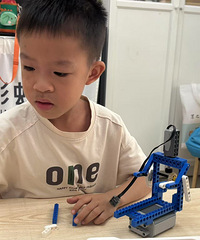 [�п�]������ڣ�û���ޱ�ʲô���ڿγ̣��ɵ�ͦƽ