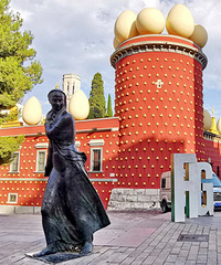 �Ƹ���˹��