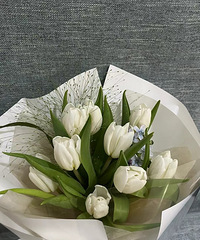 84������Ů����ҵ��λ�ϰ࣬�з��г�