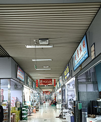 �����������������г����ڲ���С