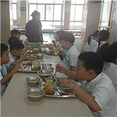 ѧУ�����ѳԣ�