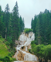 ��2025�μǡ�Ĳ�ṵ���������̵㰢���ݶ���������Ʊ�ľ���֮��