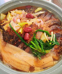 ���ƿ��㣬ϲ���Ե���˰ڻ���һ������һ�߳�