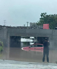 �������ֱ�����³����������پ�һ��