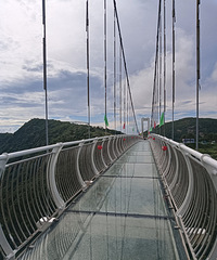 �ü���ǰ������