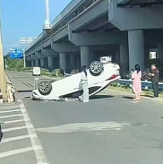 �⳵����ô���ģ�