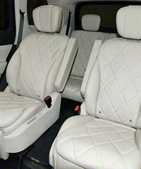 [����]�ո۹����е���������һ̨����SUV