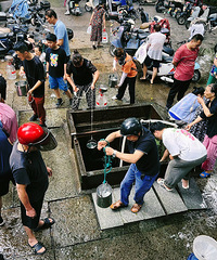 �ŷ�ɽ�µľ�ˮ�������ζ������ũ��ɽȪ��