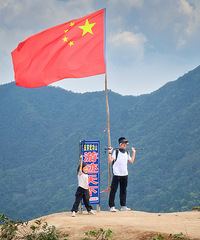 �书ɽͽ������