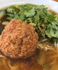 �����Բ��ζ�������ԣ���ԲҲ��ʵ�ڰ�