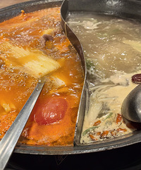 [��]ѧУ�˶���ǡ���磬10����紵�䣬��ͷ��ʹ��