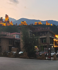 ��2025�μǡ�Ǽ���¥�D�̵㰢���ݻ��ڶ���������Ʊ����֮��