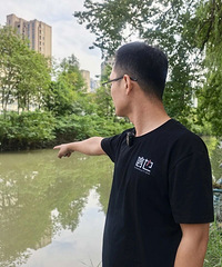 �·�̨�ݣ�31��С��һ���ٶ�̫���ˣ�����ǰ�ն�������