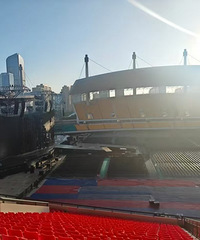 �������ݳ�����̨����ˣ�������������