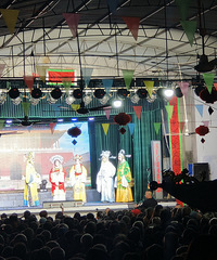 ���ſ���Ϸ���гԣ�������