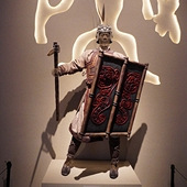 ����ǧ��ǰ������ײ����