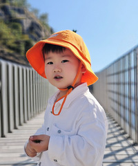 [����]����̨ɽ���ٲ������ư��磬��к���£�ʮ��׳��