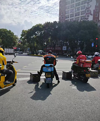 �������ֲ���׬������1��࣬������׬76Ԫ