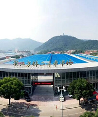 ȫ����ǿ�񷢲���̨��ռ2ϯ��