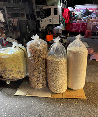 Сʱ��Թ��Ľ�ͷ��ʳС�������ڻ�������