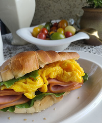 ����ͣ���Ԫ����СҰ������������������