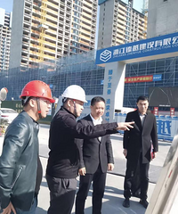 �¶�̬���������Ĵ������������ˮ��Сѧ������һ����ѧУ����