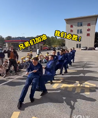 ����Ա��������ʦ�κ�����˫��