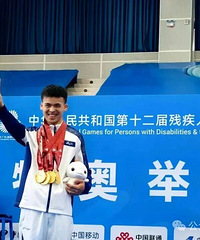 �¶��Ľ���̨05��С��ǿ�ƶ��