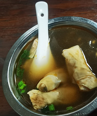 ���ϰ����̵İ���û���ϣ���Զ���к�ѹѹ��ʳ��Χ��̨��