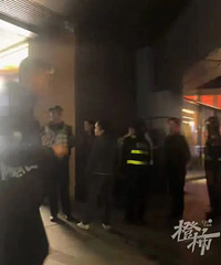 �·����ݶ�վ����㣬һ���������鱦��������������Ա������ס