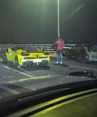 �ٶ��ж�죿̨��������ɫ������ײ�ˣ����Ҷ�������