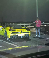 ̨��������ɫ������ײ��