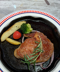 ţ����������һ��Ǯ�ܳԵ���ô������ͦ�����