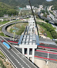 �̨�¸����ٺ����շ�վ��������������Ͷ�ã�