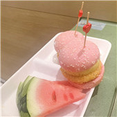 �����ɫ����������