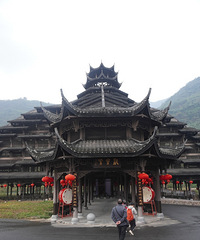 ��������ɽ�˷˼�ȡ���أ�ȴײ�����������ؾ��ǰ���