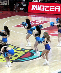 ̨����VS����