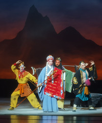 ����׹Ǿ������Ϸ�����ݣ����޿�Ϸ���ɴ���