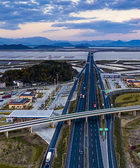 ̨�ݽ���ۺϽ�ͨ�ἶ���� ����½��˫�򿪷���Ŧ