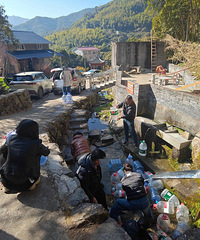 ̨��һ��ɽȪˮ����