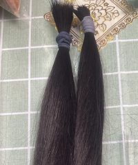 822������СѧŮ��ʦ���Ը�����������һ����ů�����������