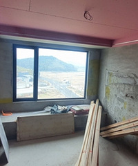 �������λ�������������Ǳ߿���