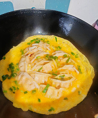 �������ȷ�����Ӽ壬�ײ�΢΢���Ƶ�һ�㿪ˮ