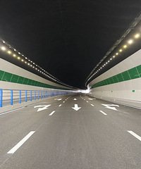 ���գ�ͨ������������һ�����ƽ�ͨ����